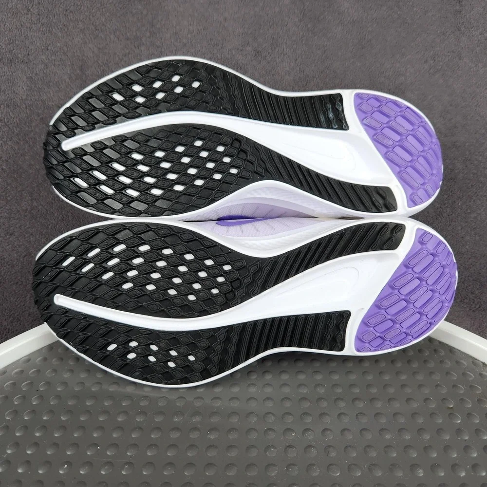 Nike Quest 6 Running Shoes Womens Size 8.5 Beige Purple Sneakers DD9291-101‎